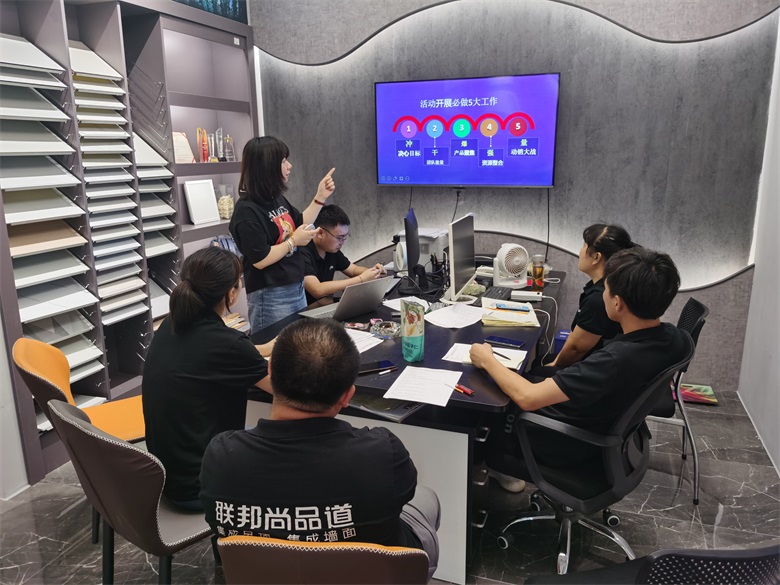 商学院驻店帮扶.jpg 商学院驻店帮扶.jpg